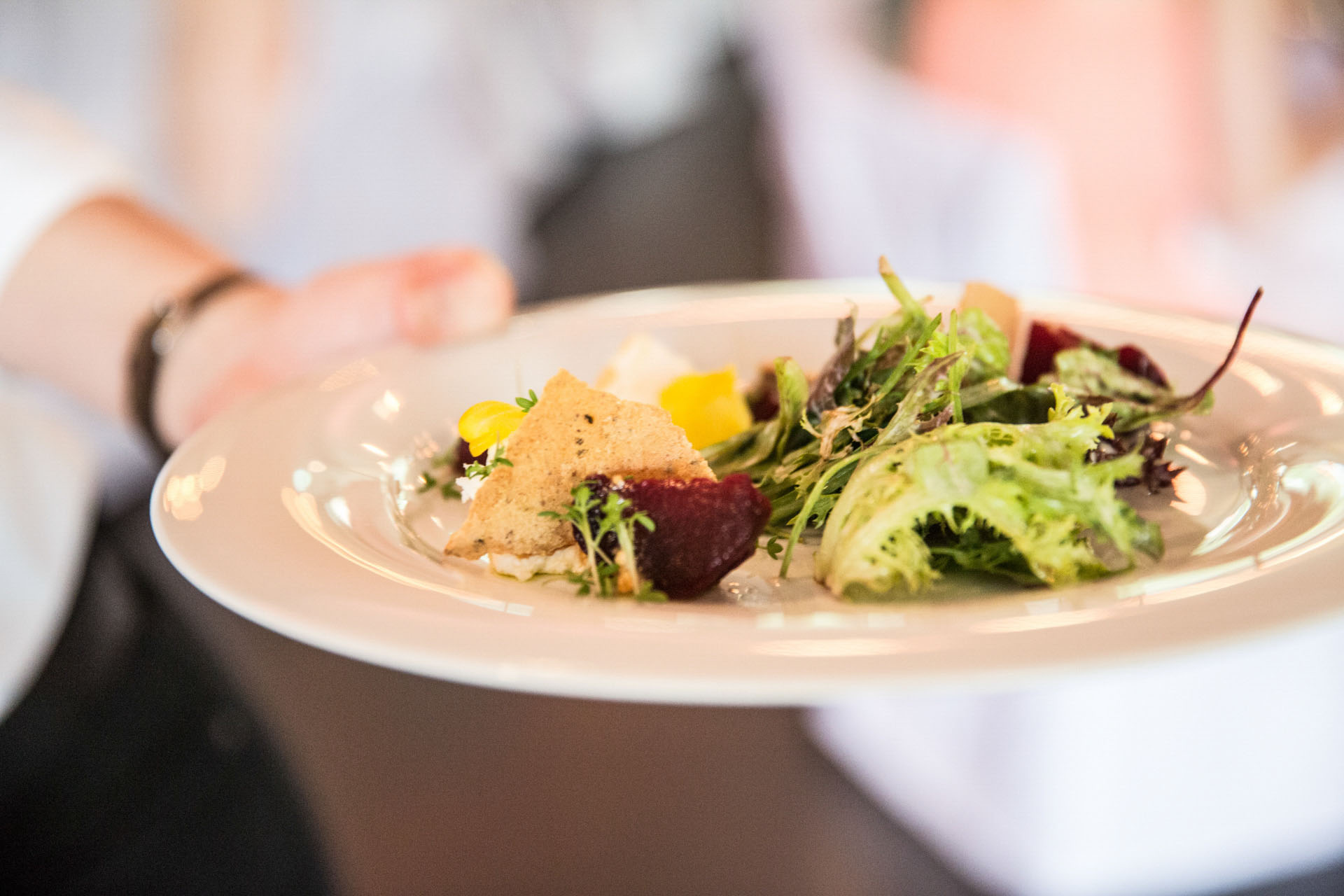 Hochzeitsfotograf_Freiburg_Umgebung_Franz_Keller_Abendessen